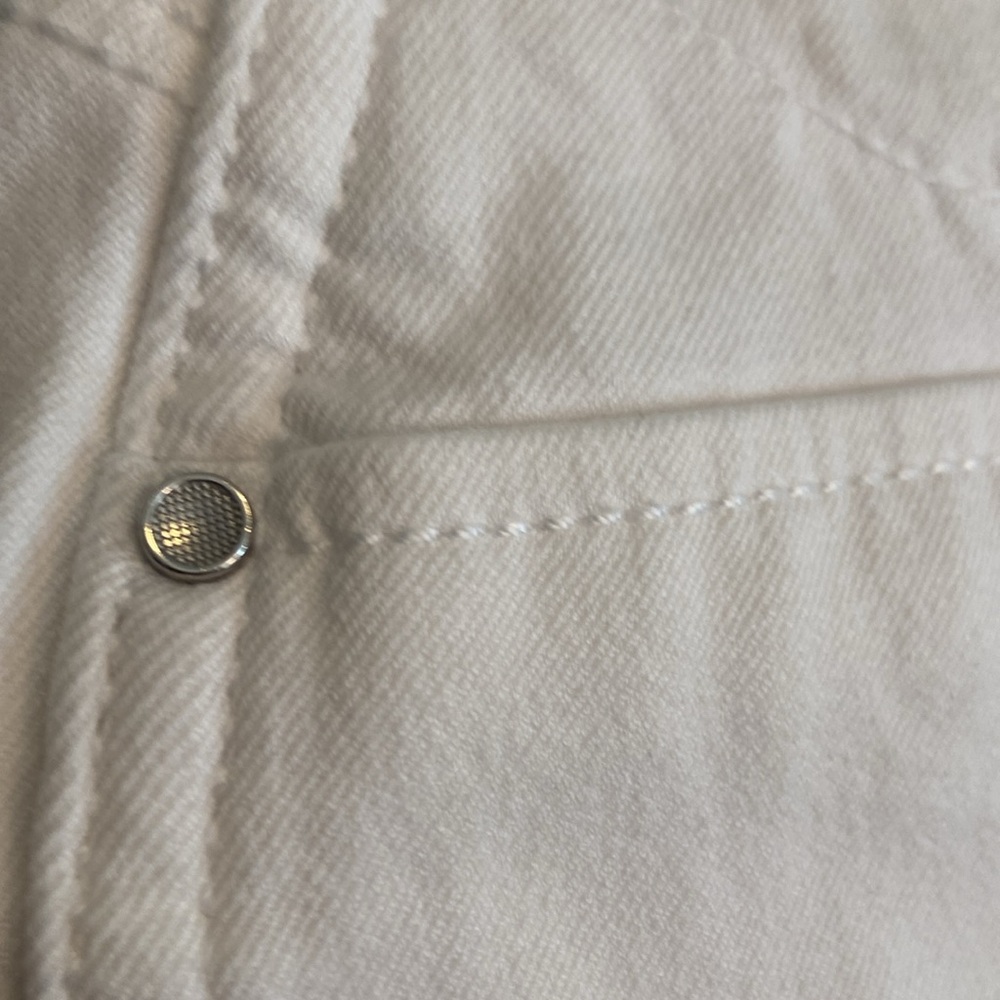 Sale! Chico's So Slimming White Denim Jeans. size Small/4 (Chico size 0). - Picture 4 of 11